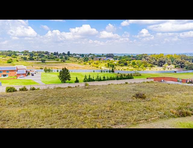 10,000M² VACANT LAND FOR SALE IN KNOPJESLAAGTE AH